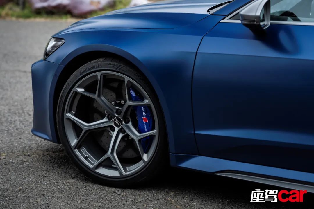 战斗力爆表的汽车,奥迪厉害的发动机