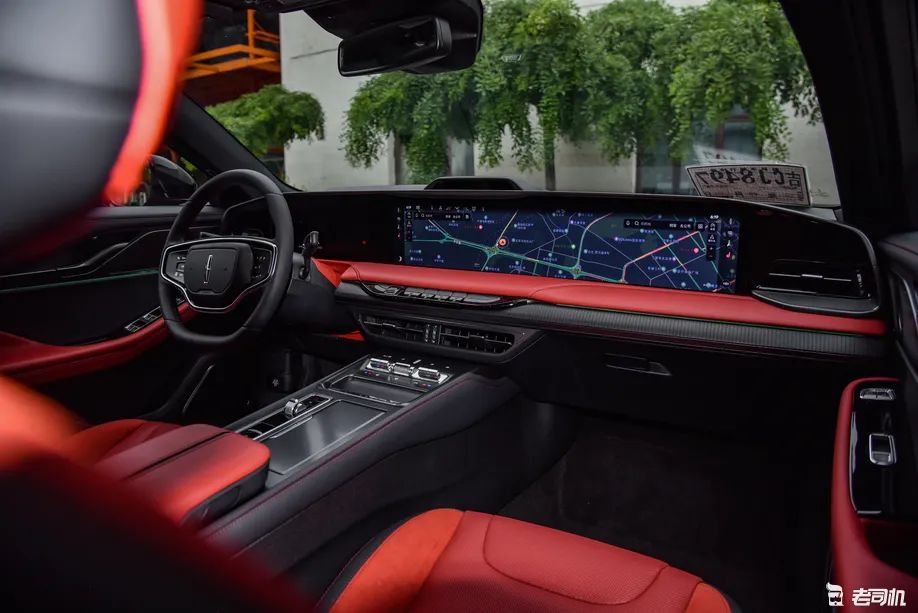 林肯顶级豪华轿车,林肯27寸大屏幕新车