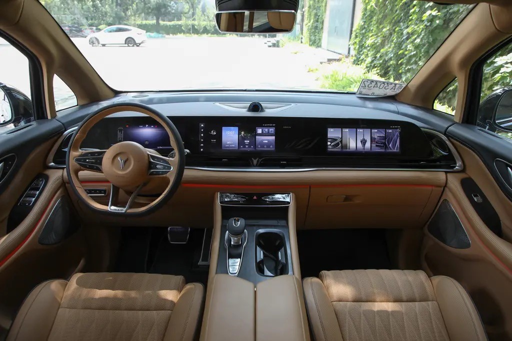 岚图梦想家ev售价,岚图梦想家纯电mpv深度试驾