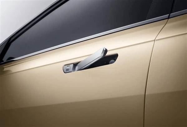 为什么汽车大厂不用隐藏式门把手,汽车鸡肋配置隐藏式门把手