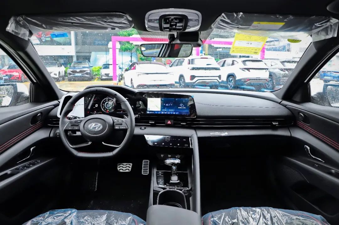 10-15万大众车推荐速腾,速腾2020款b级车