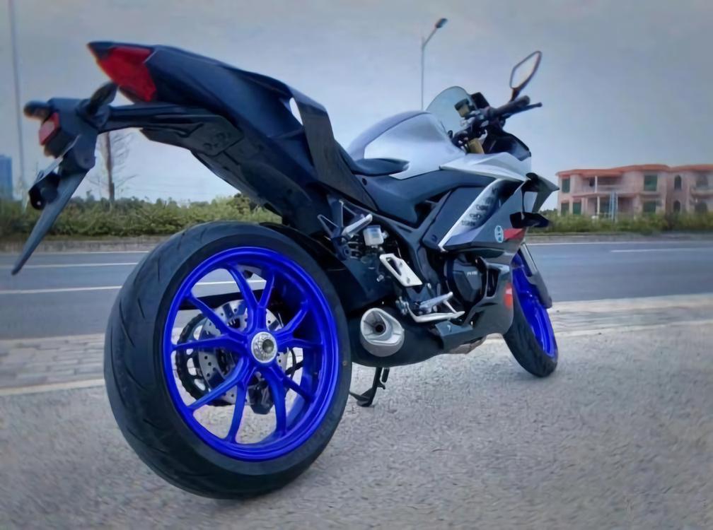 飞鹰rm35赛道视频,飞鹰rm35排量