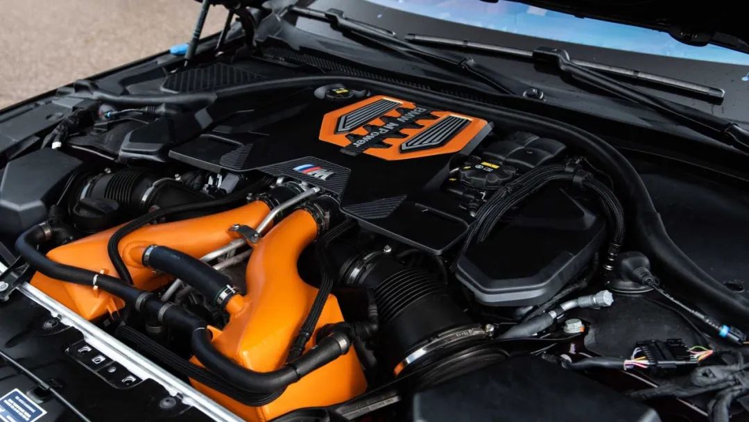 宝马m8四门改装,g-power改装宝马m8