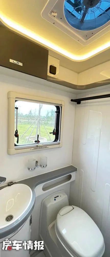 增程式房车48v,私人订制6*6越野房车