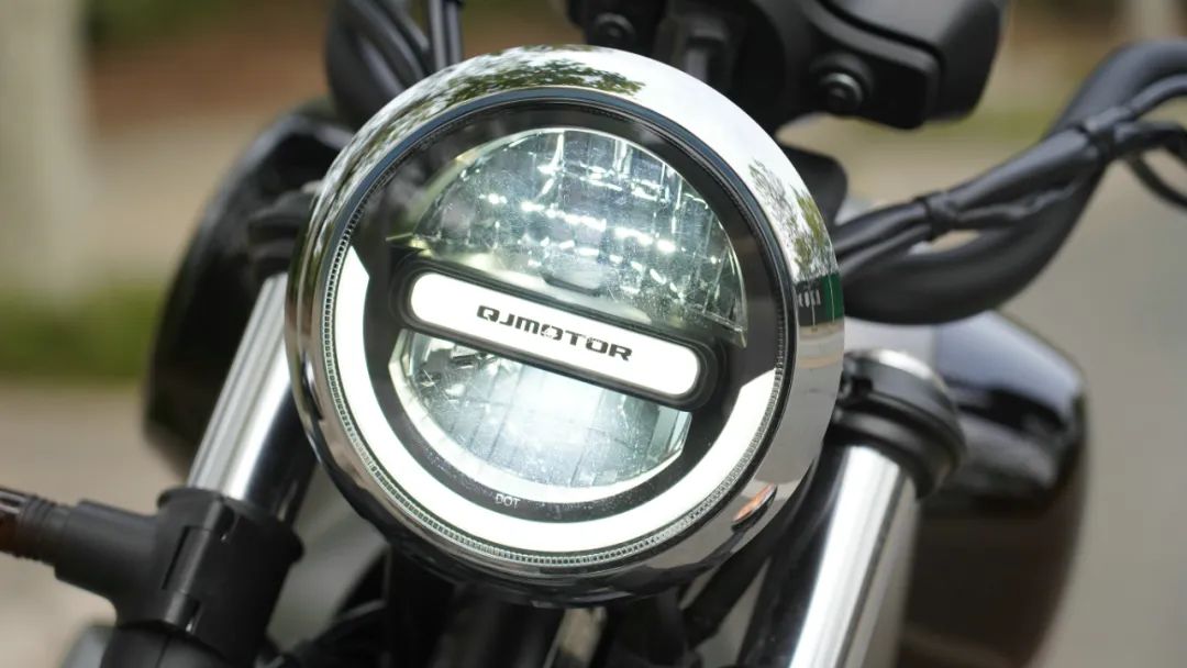 qjmotor500公路版测评,qjmotor500黑色驾驶感受测试