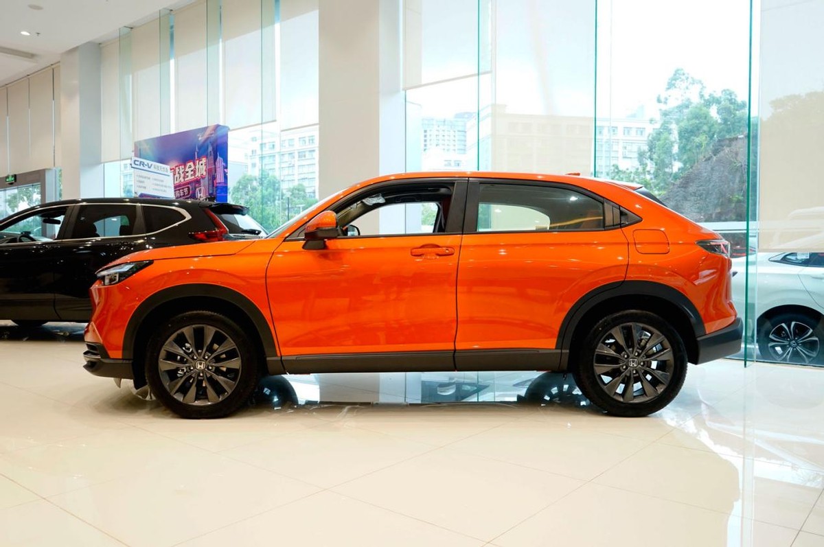 外观更运动且精致,外观微调动力升级试驾全新远景x3