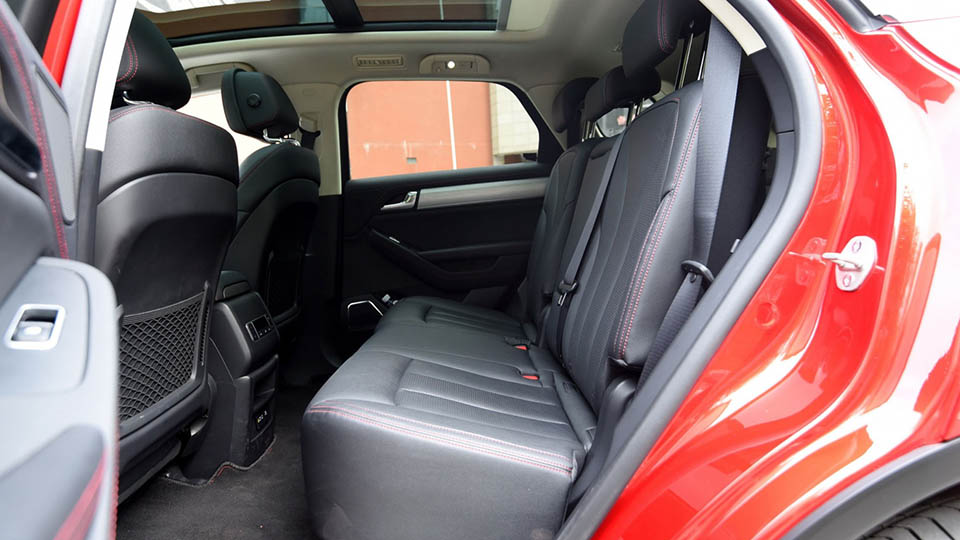 有7座油电混动车吗,二手五座比亚迪唐混动值得买吗