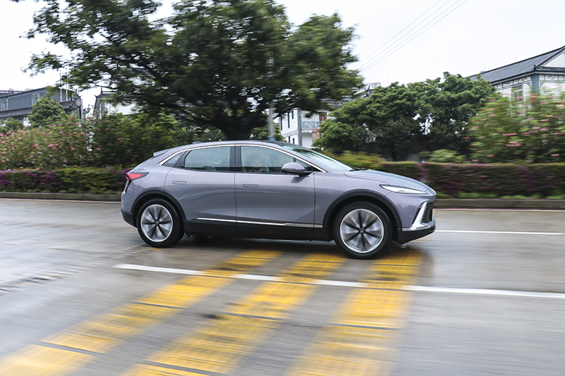 纯电suv别克e4测评,e4别克深度试驾