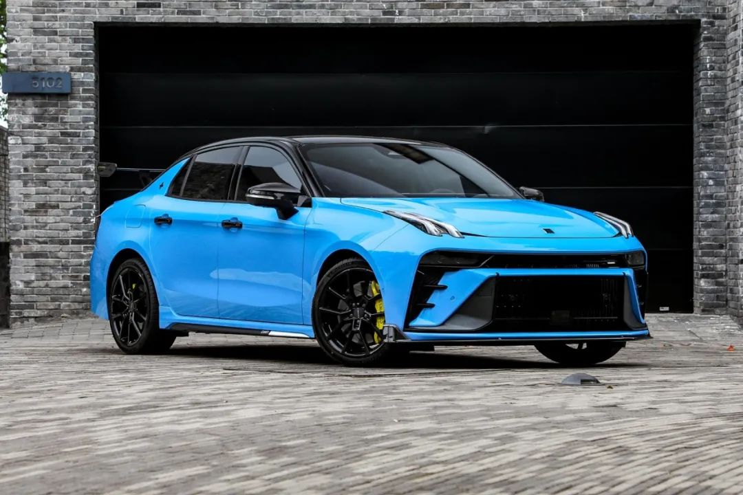 十万级爆款家轿看这几款就够了,宽敞省油还运动10-15万家轿大推荐