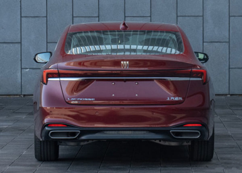 全新别克君越申报图曝光，采用全新风格的前脸，搭载2.0T动力