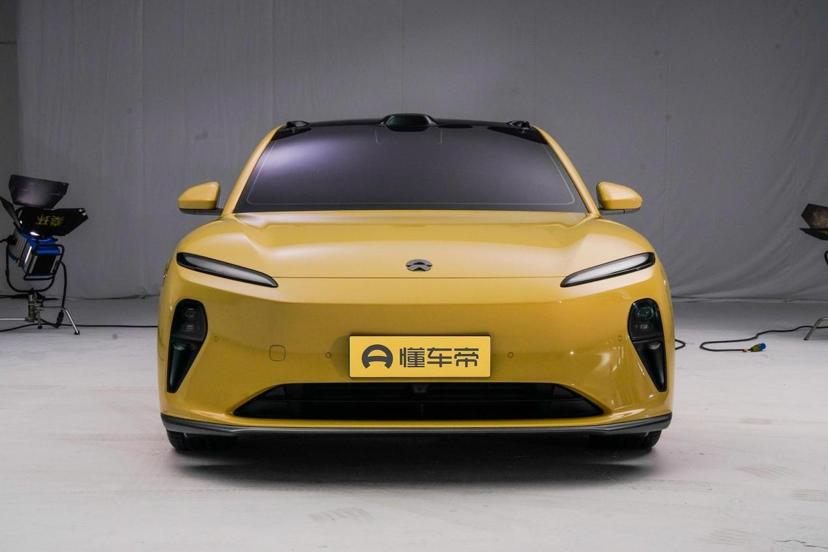 推荐买的颜值高的新能源汽车,喜欢豪华上档次的车