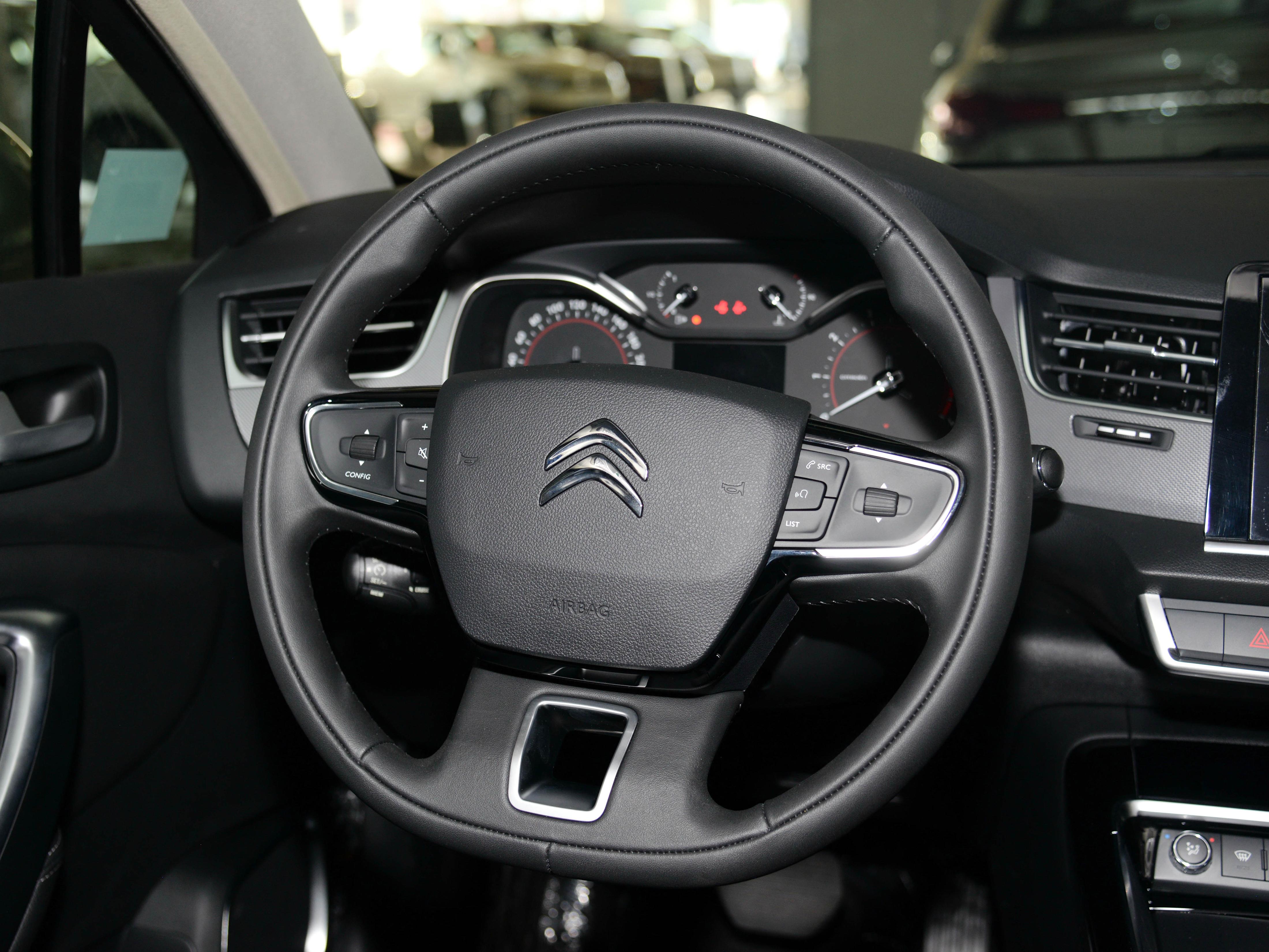 百公里油耗6.2的车真实油耗,1.6t雪铁龙c5评测价格