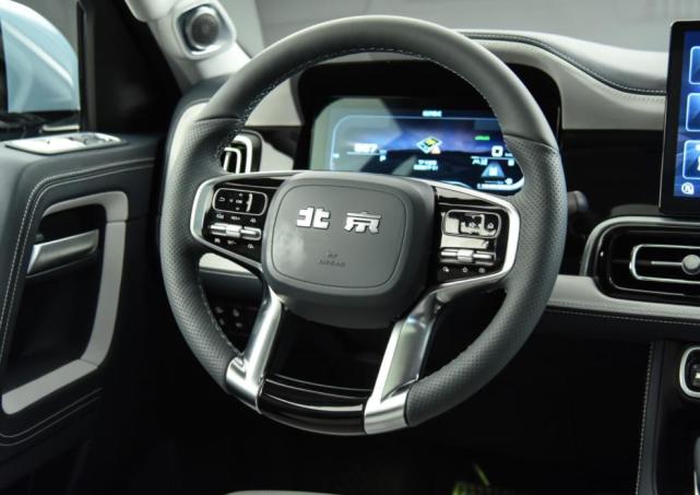 北京bj60车长多少,学习长城汽车