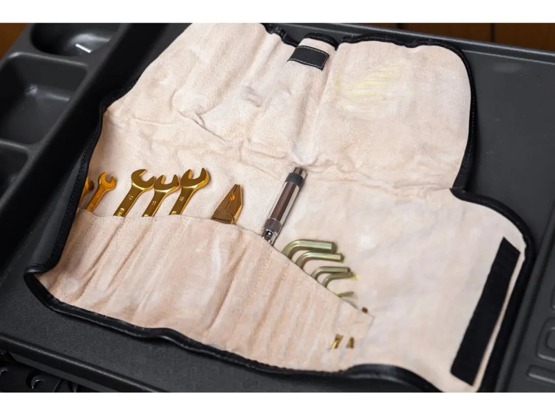 迈凯伦f1拍卖价,估值2亿的迈凯伦f1到底能拍出多少