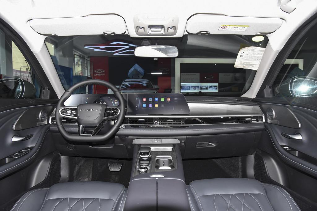 奇瑞艾瑞泽8对比长安uni-v,奇瑞艾瑞泽8新款2022参数