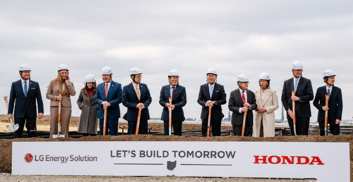 日韩合作最新消息,日韩联手