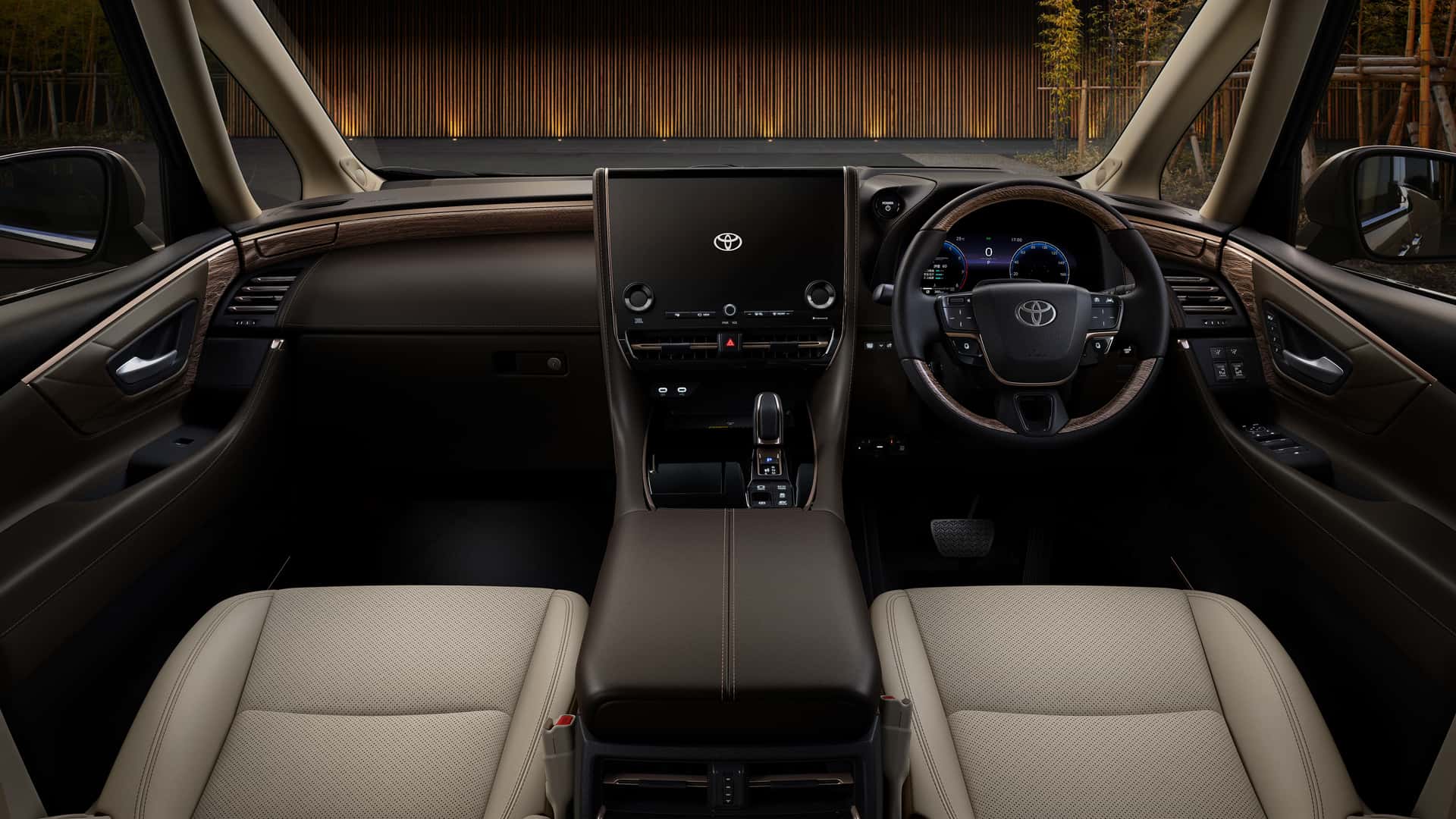 丰田埃尔法不会翻车什么原因,丰田埃尔法号称日本神车