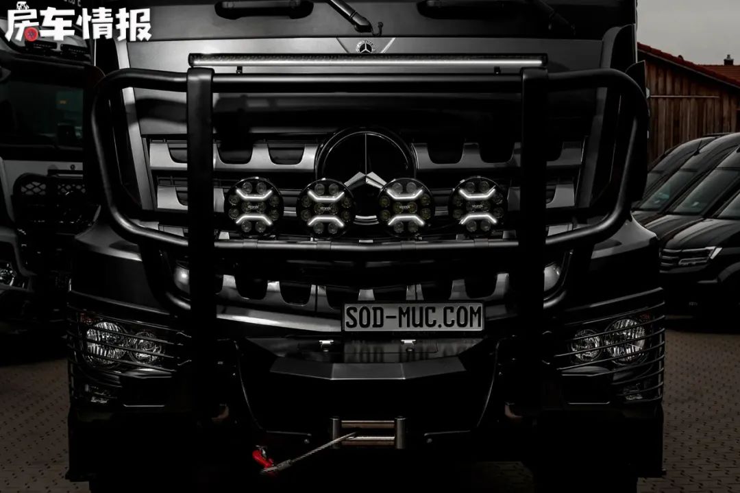 奔驰赛托斯6x6越野房车前后相通,奔驰zetros6x6房车