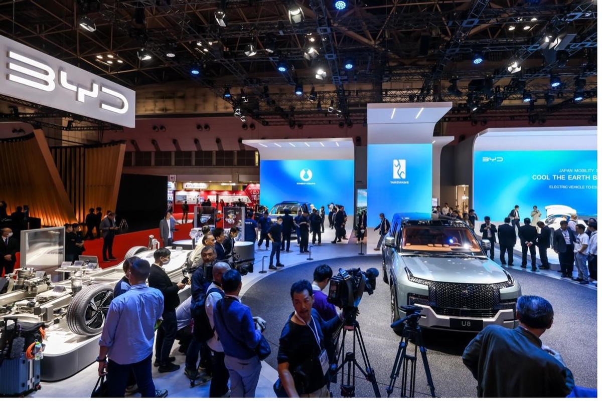 加州州长点赞比亚迪,加州州长比亚迪