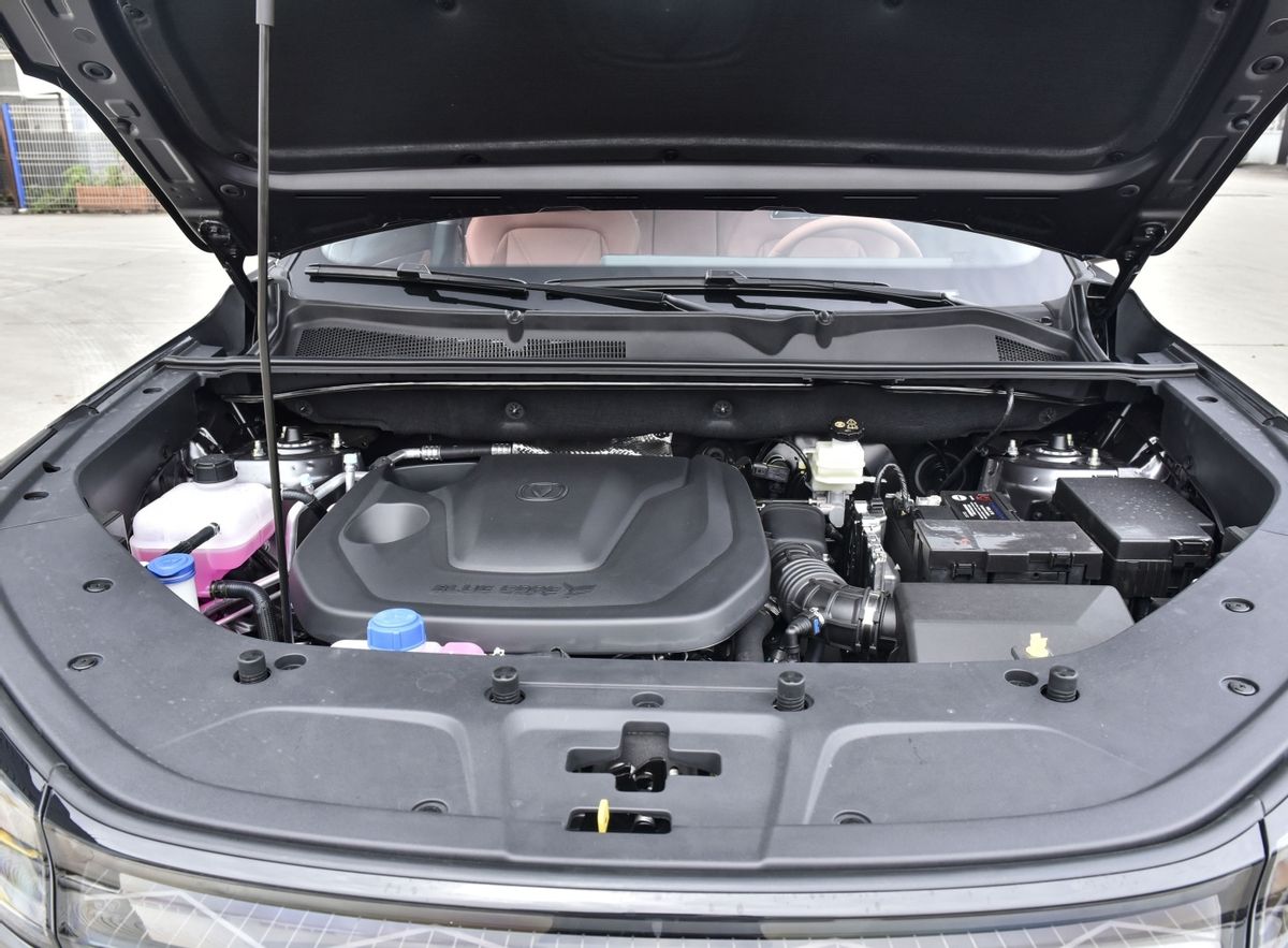 长安cs75plus爱信8at,长安cs75plus爱信8at变速箱型号