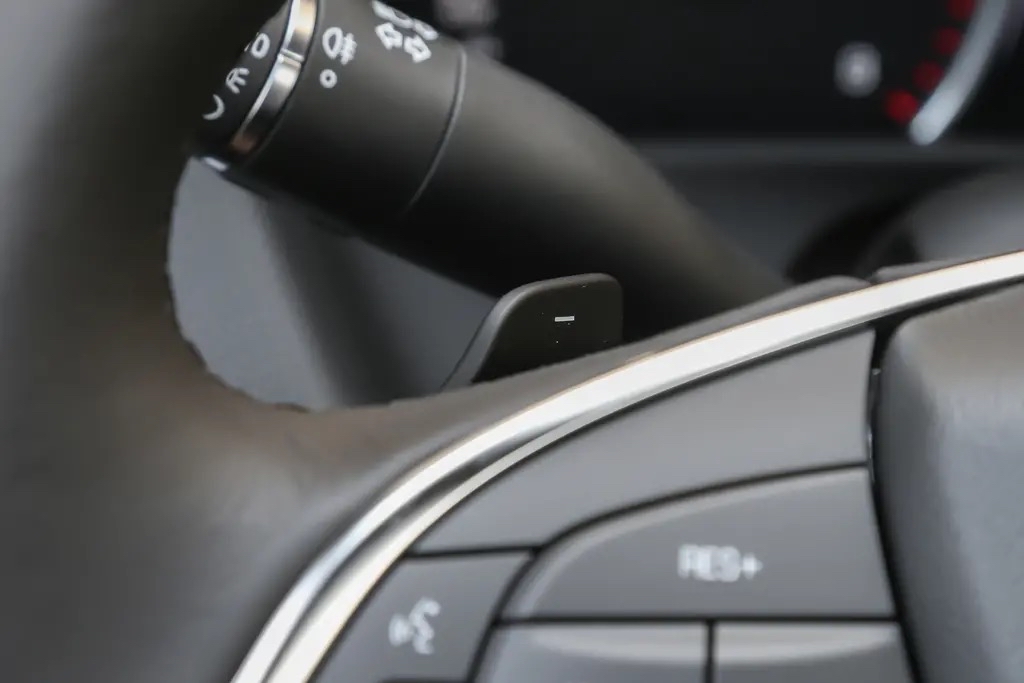 凯迪拉克ct5ct6怎么选,凯迪拉克ct6沃尔沃s90