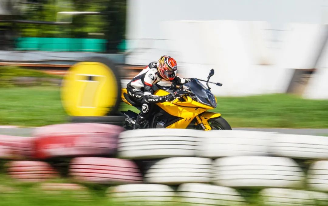 最美电动仿赛,杰迪k750仿赛价格