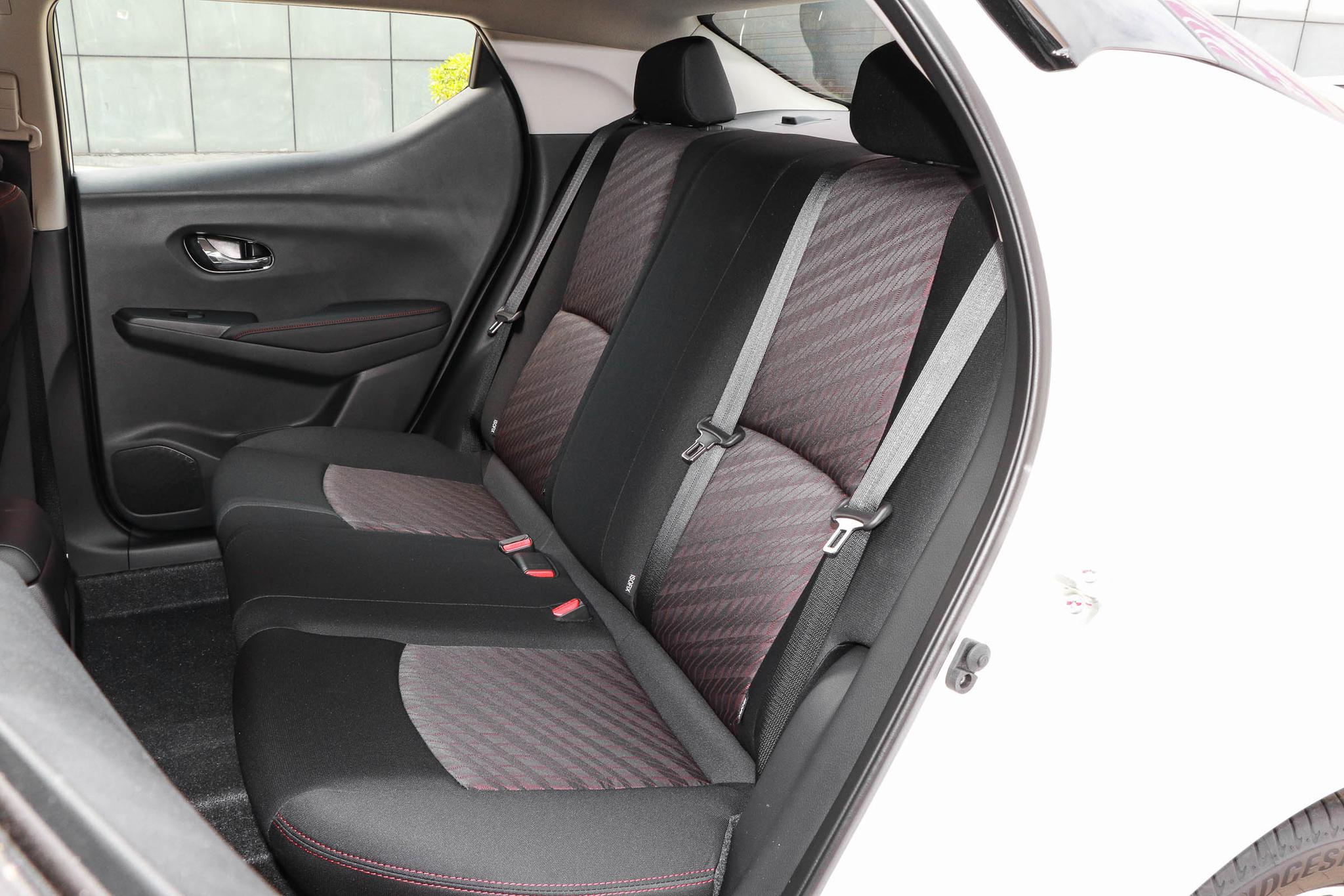 12.98万元起全新家族式设计,12.98万起售的车