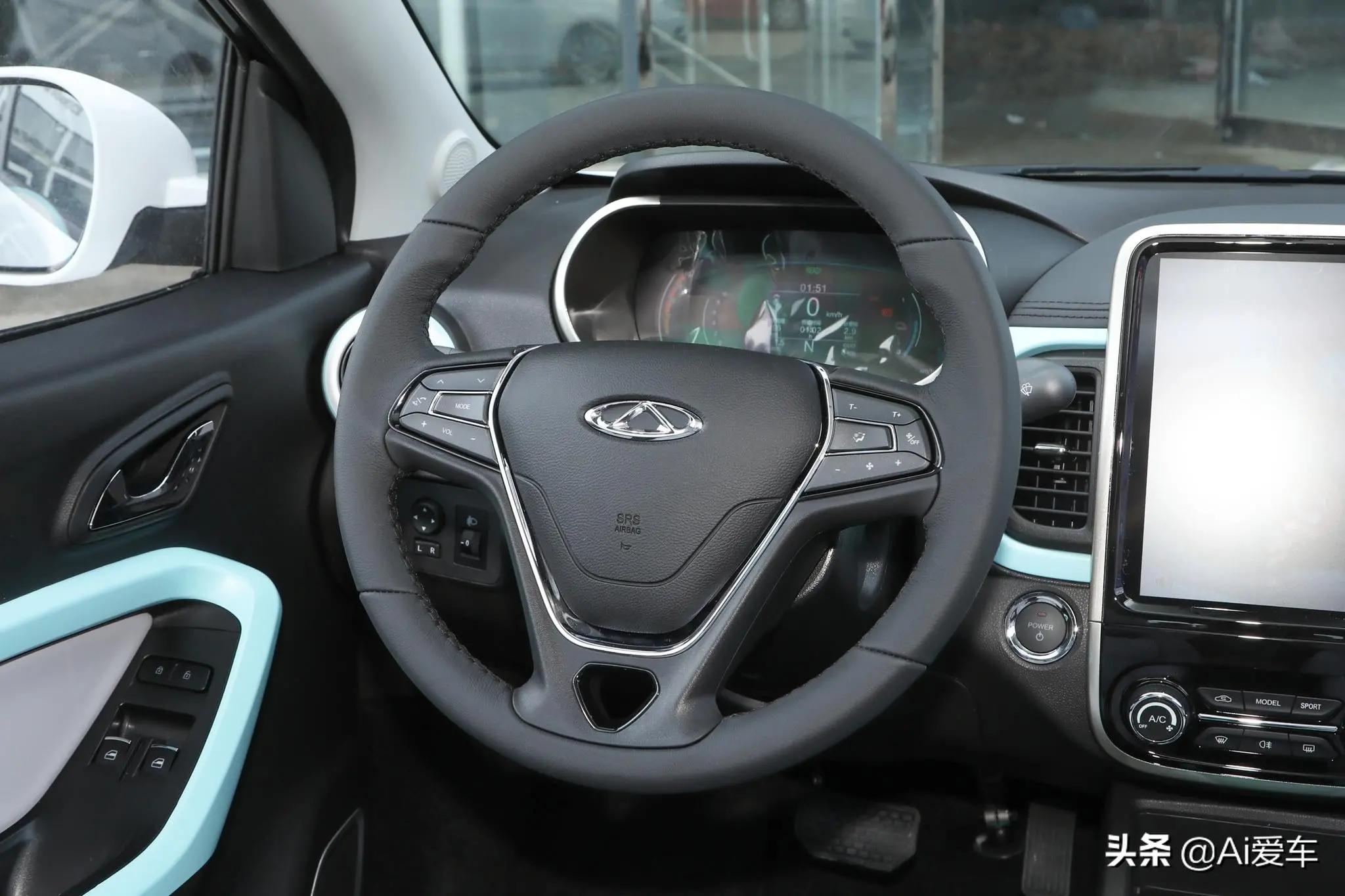 4座新能源汽车小蚂蚁,最新款新能源代步汽车小蚂蚁