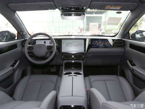 零跑c01超级增程版值得购买吗,零跑c01最适合买哪个版本