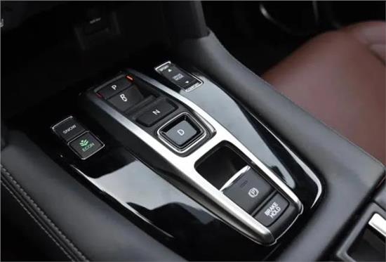 urv最大的变化就是外观和内部设计,全新urv品质生活家的灵魂伴侣