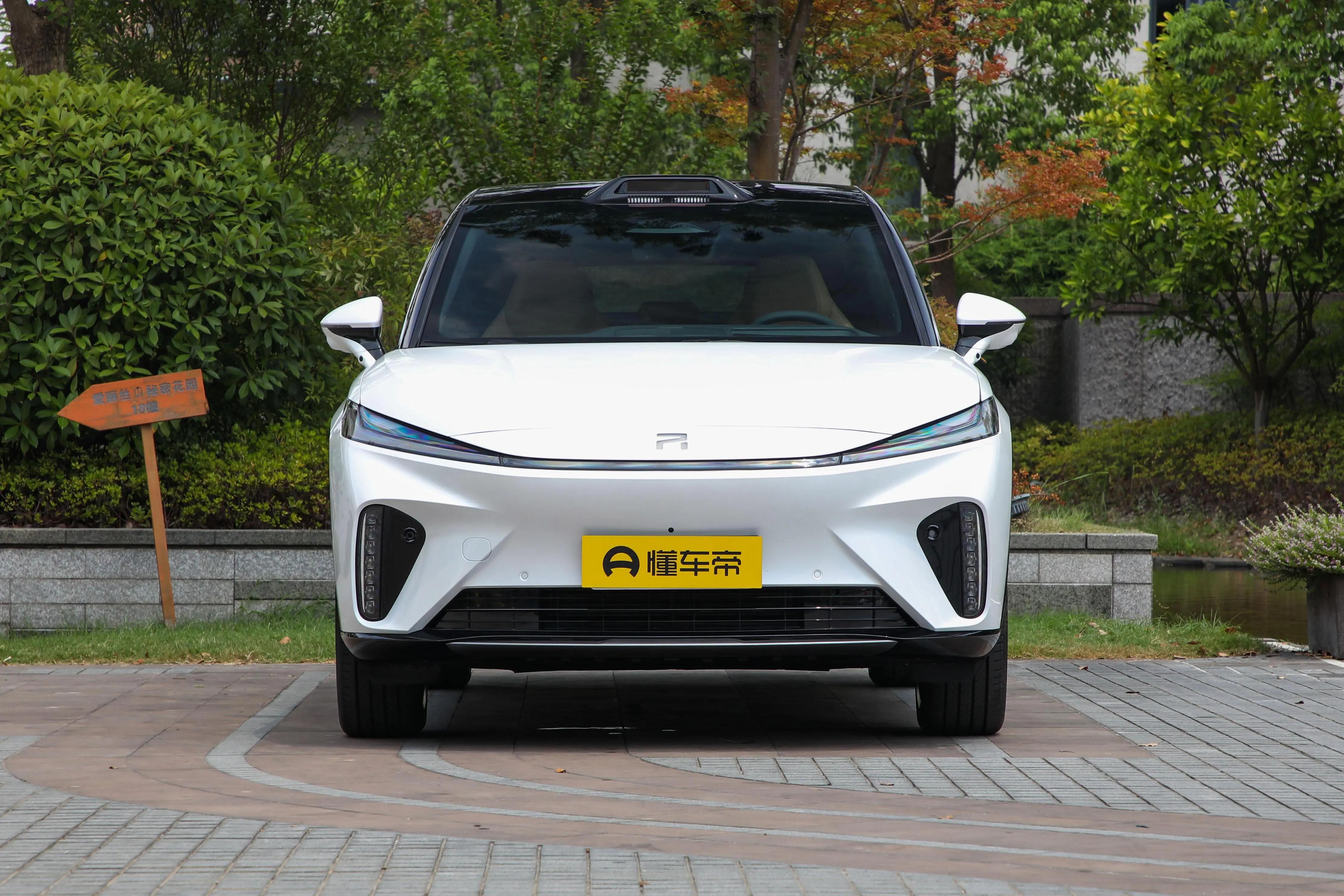 最高续航642km，定位中大型SUV，飞凡R7实力如何