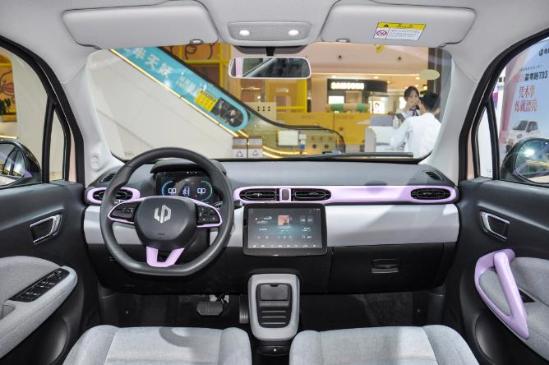 零跑t03和比亚迪微型车哪个好,零跑t03值得买的车型