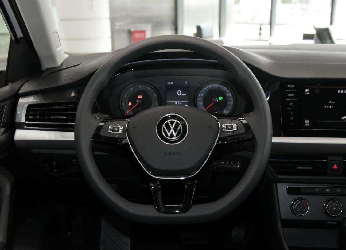 沉浸式体验19款大众朗逸最高配,低配1.4t新一代朗逸试驾