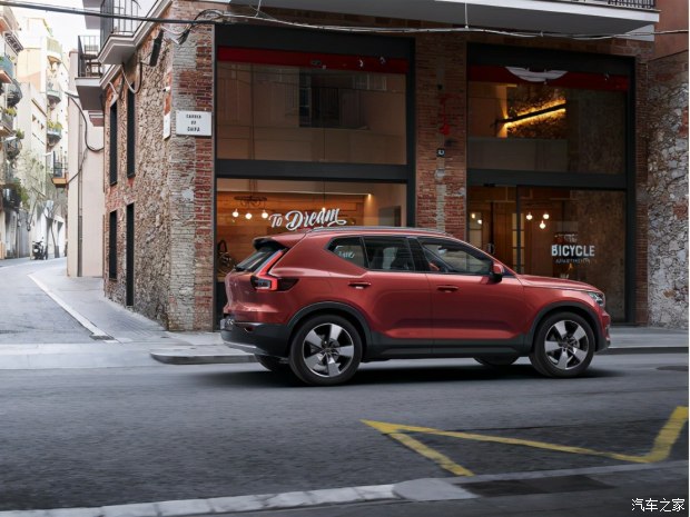 沃尔沃xc402022款t4智行时尚版,沃尔沃xc60加速5.5s