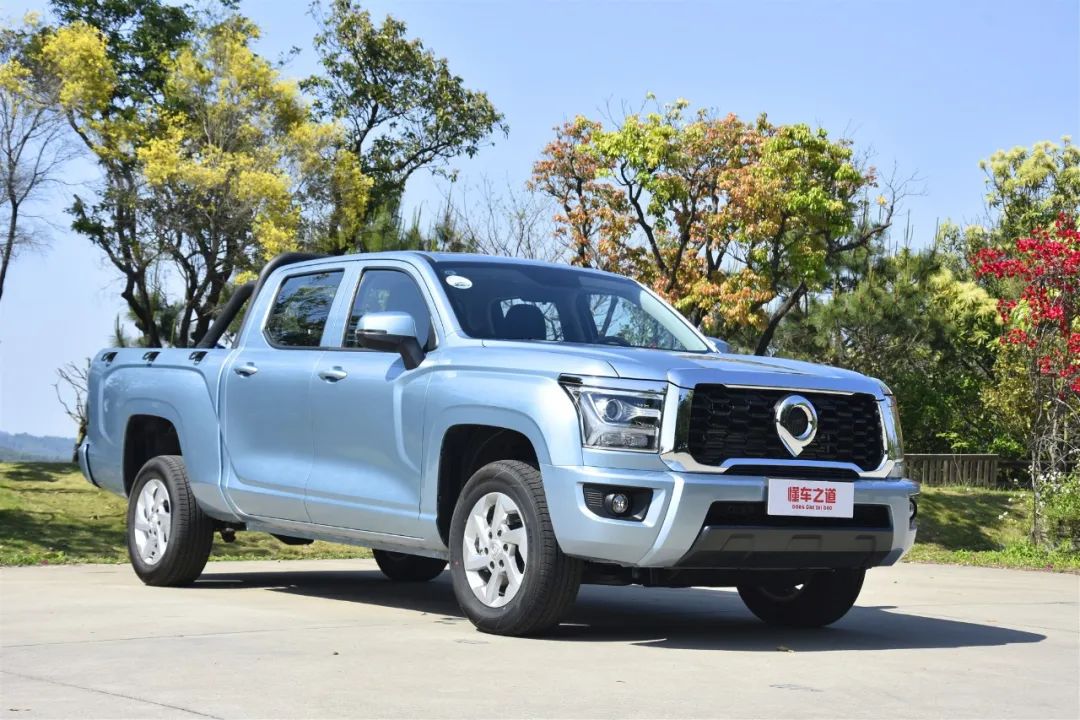 长城金刚炮手动挡四驱视频,长城金刚炮落地价自动挡试驾