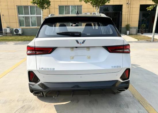 五菱星驰在小型suv销售排名,五菱星驰手动豪华型