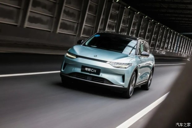 试驾零跑C11性能版真有点不相信它售价只要22.98万元