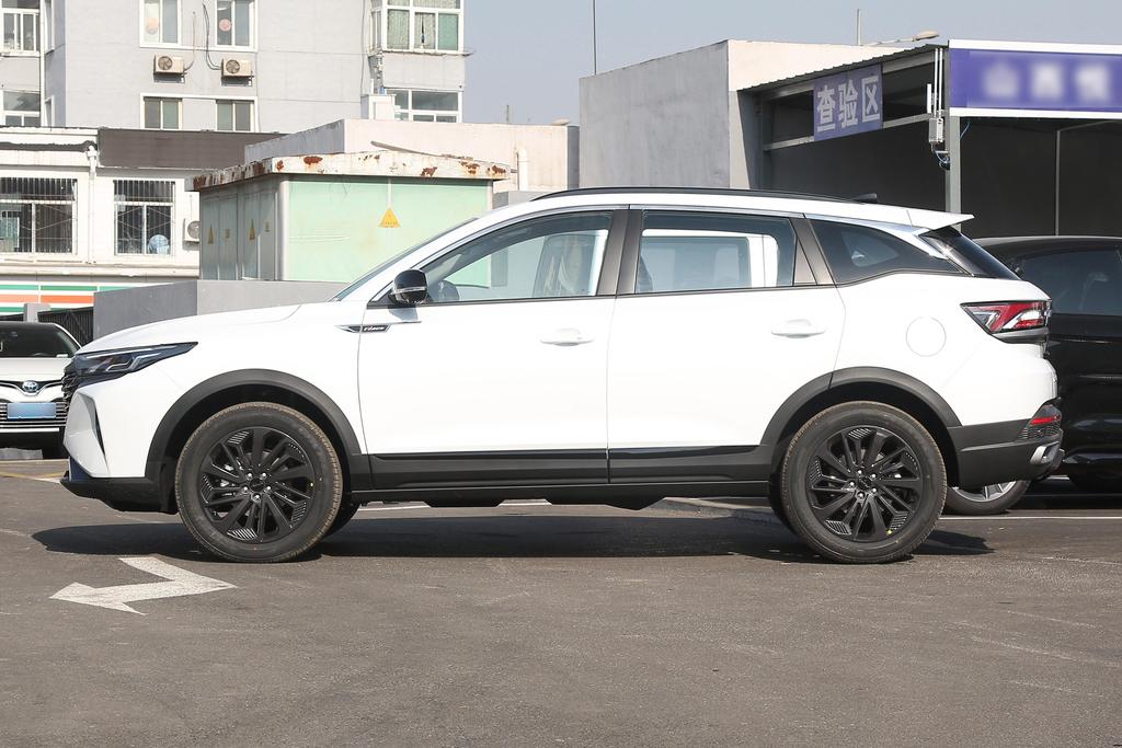 东风风神ax7pro跟风神ax7plus,东风风神a60与东风风神l60哪个好