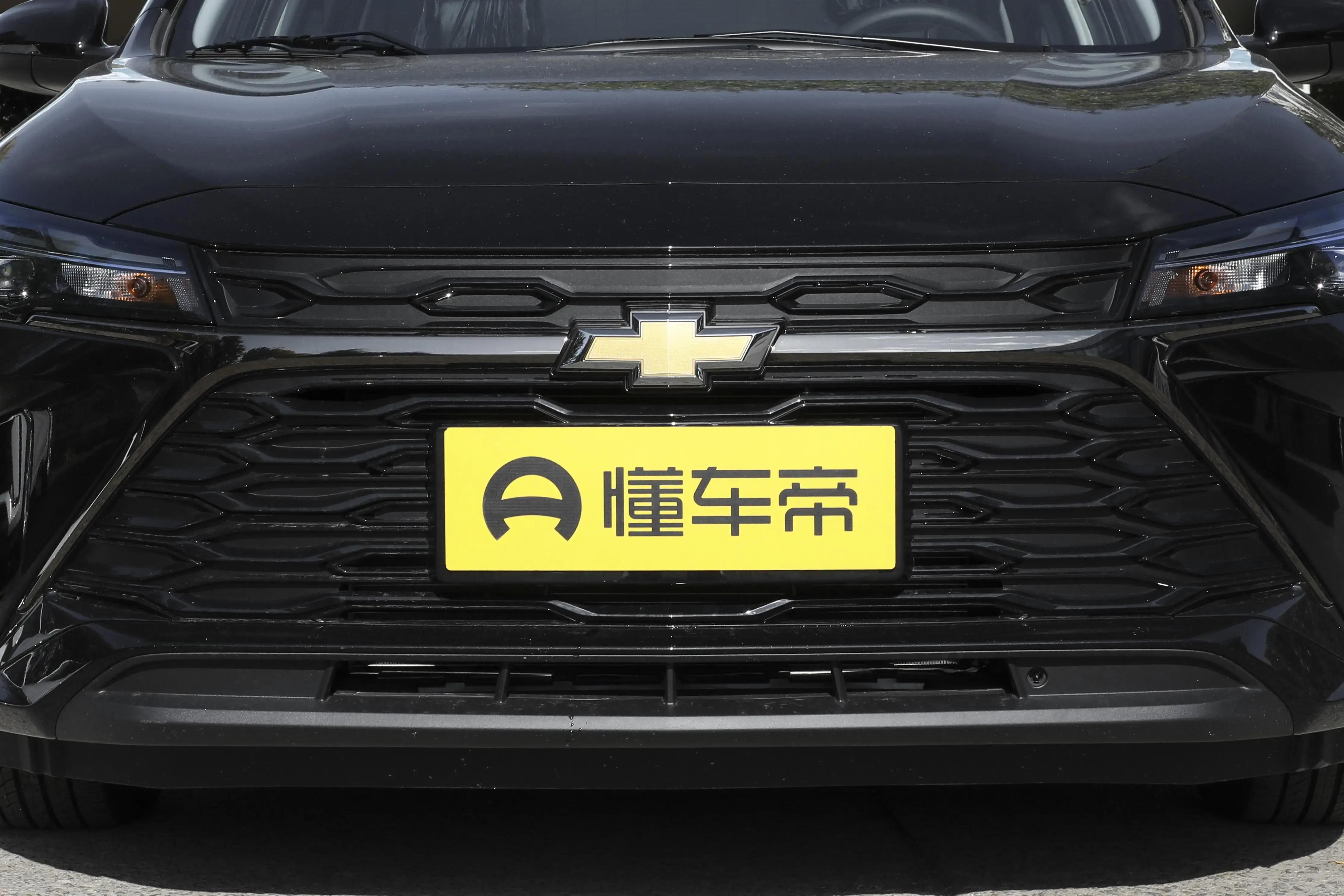 最新款雪佛兰科鲁泽深度测评,雪佛兰科鲁泽22款1.5l自动320悦享