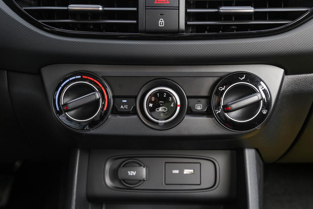 北京现代悦动车型,现代悦动车型图片