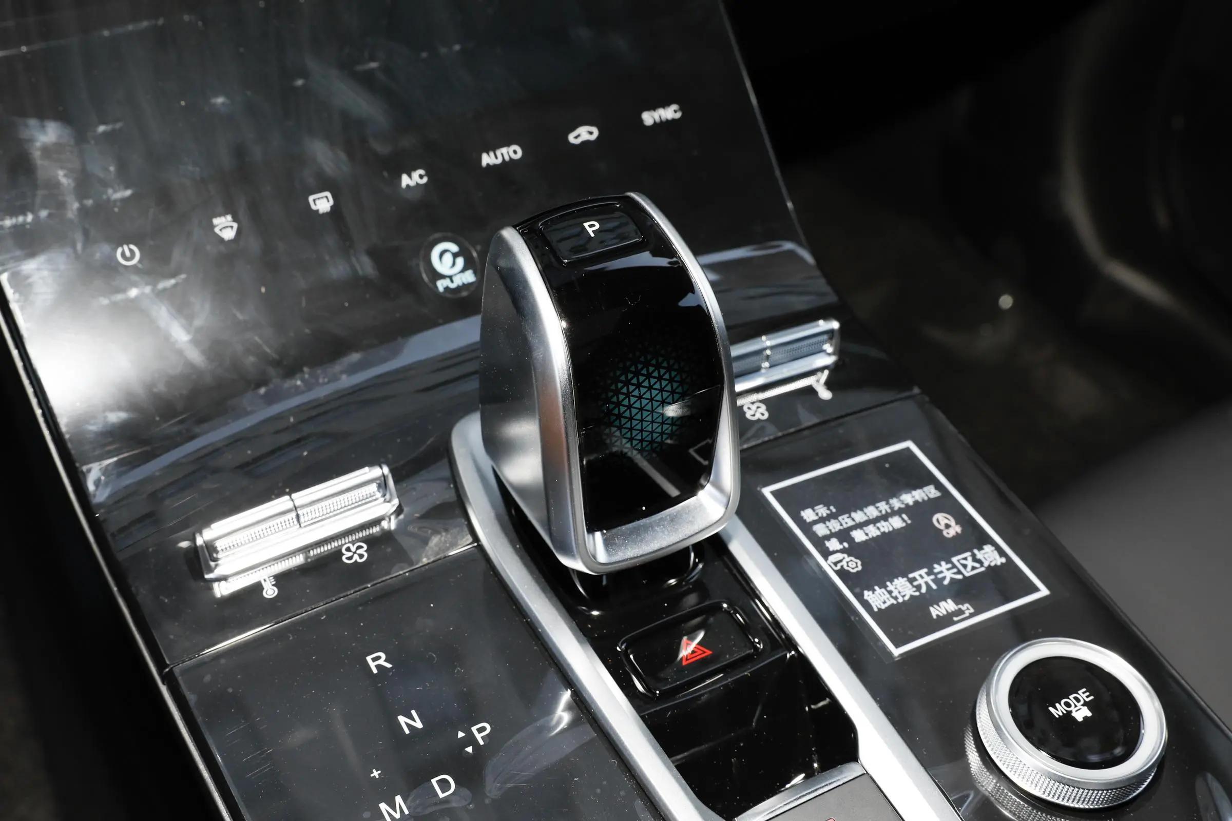 奇瑞瑞虎8plus2.0t最新款售价,新款奇瑞瑞虎8plus官图