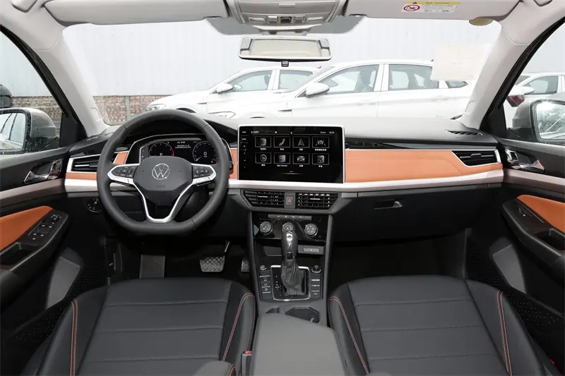 全新雷凌和宝来该怎么选择,宝来2023款1.2t与1.2t雷凌哪个动力大