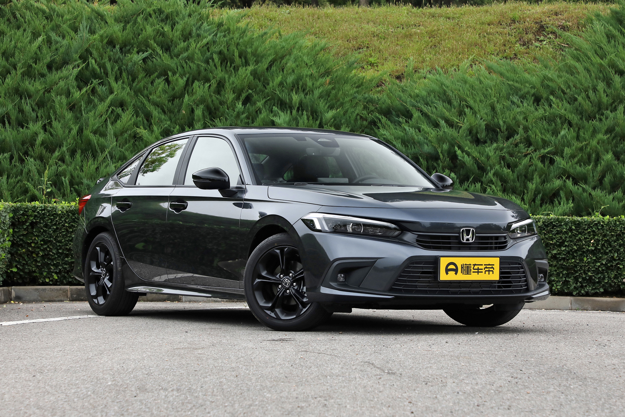 本田思域2021款hatchback220turbocvt,新车指导价11.98万哪款高配