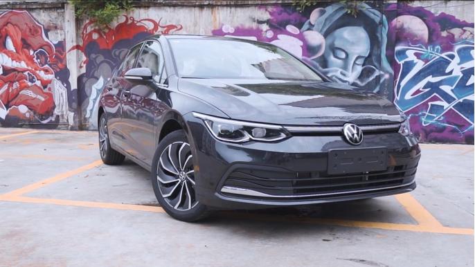 新款高尔夫和新款飞度,1.5手动飞度和1.4t手动高尔夫