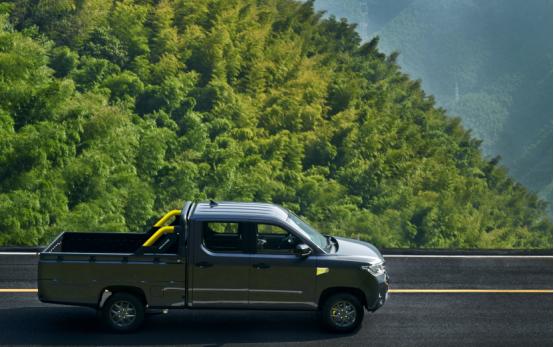 打工人适合买什么车,最适合穷人的商务车