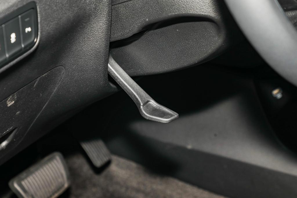 现代首款mpv库斯途车身颜色有几款,北京现代库斯途发布会现场在哪里