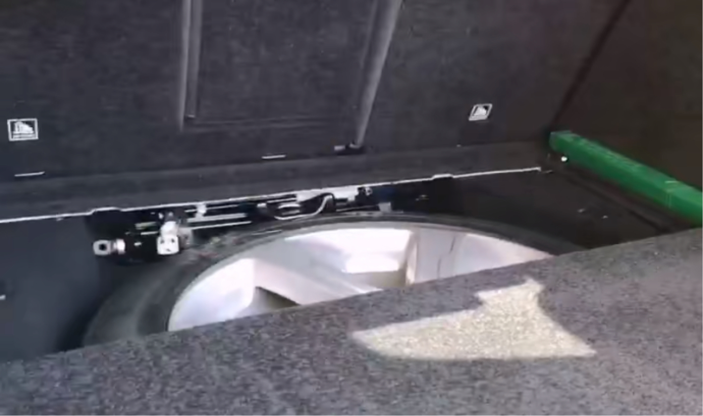 路虎揽胜行政版特殊功能,路虎揽胜有没有自动刹车功能