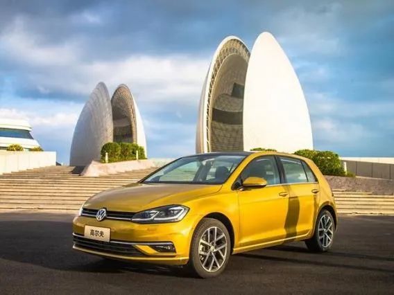 家用两厢车福克斯,两厢福克斯手动怎么选