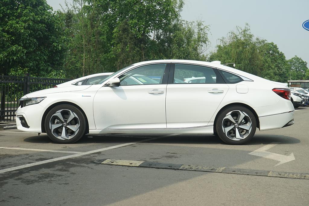 inspire锐混动落地价,本田inspire混动和cr-v混动怎么选