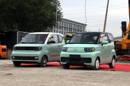 奇瑞qq冰淇淋对比宏光mini选哪个,宏光miniev和奇瑞qq冰淇淋续航